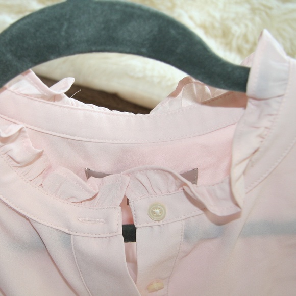 Loft size XL Pale Peach button down blouse - Picture 3 of 7